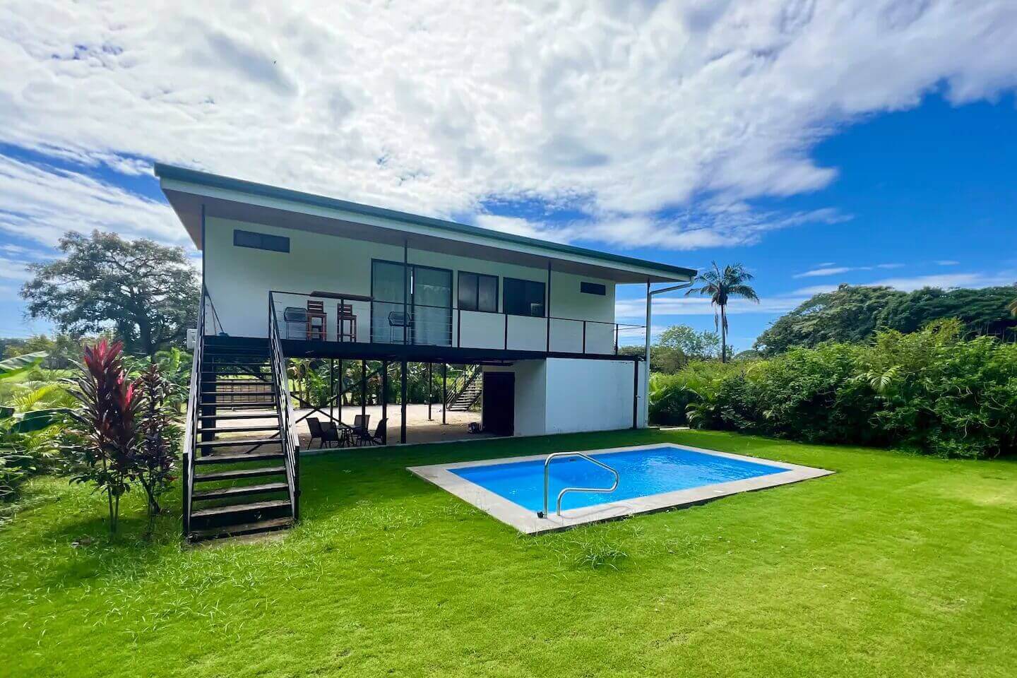 Villa-Vista-al-Mar23_converted (1)